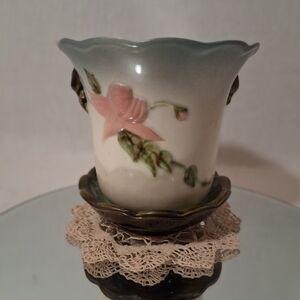 Hull 1940's Floral Planter